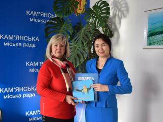 У Кам’янському з робочим візитом перебуває делегація Казахстану